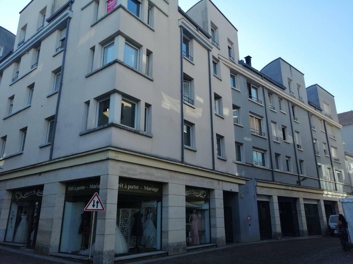 Le Petit Velotte - Un Cocon En Coeur De Ville Lägenhet Montbéliard Exteriör bild